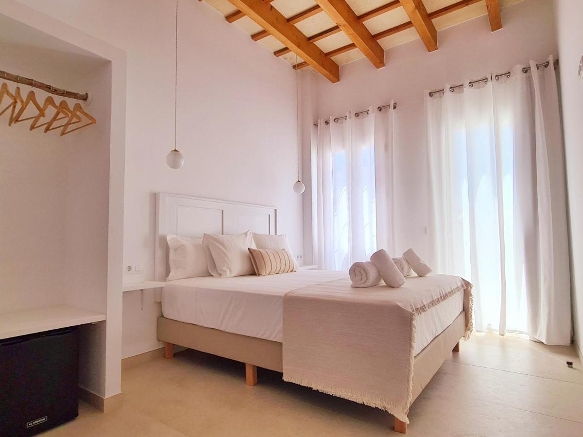 Waki Conscious Hotel Сьюдадела Экстерьер фото